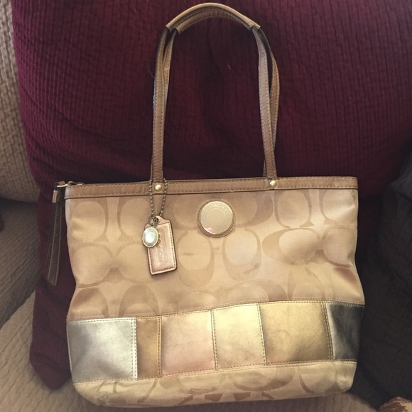 Coach purse