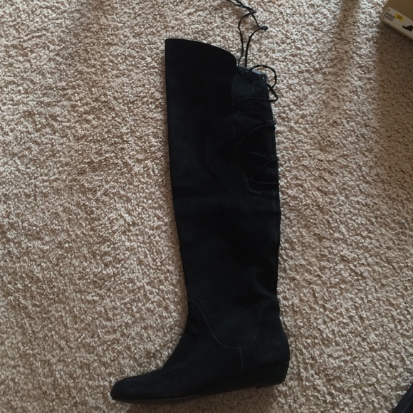 Boots - Picture 1 of 3