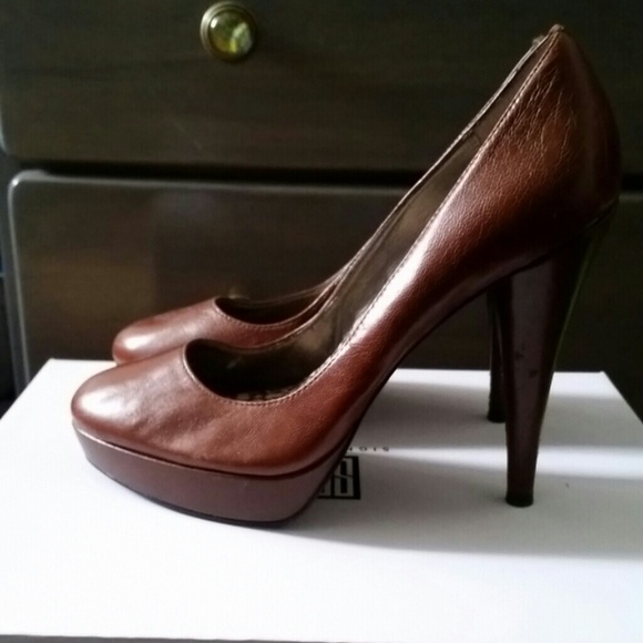 FINAL REDUCED brown Jessica Simpson shoe in 9.5