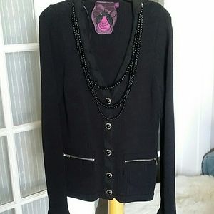 Sweater with removable accessories sz. L