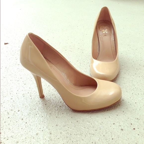 Vince Camuto Nude Pumps