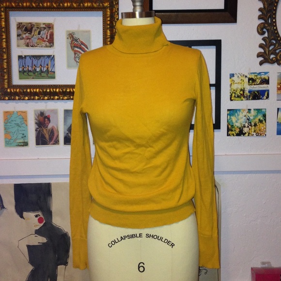 F21 turtleneck