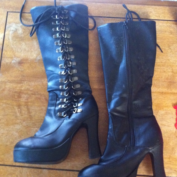 Reserved: Black lace up boots