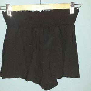 Comfy black shorts