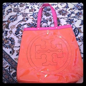 Tory burch beach bag