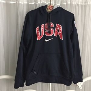 Nike USA Olympic hoodie w/ thermafit tech