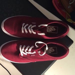 Maroon women's vans size 6.5
