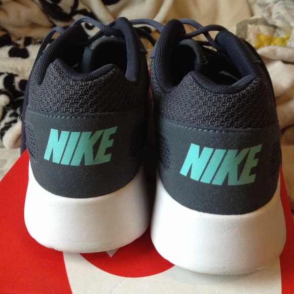 Nike Kaishi/Roshes - Picture 2 of 4