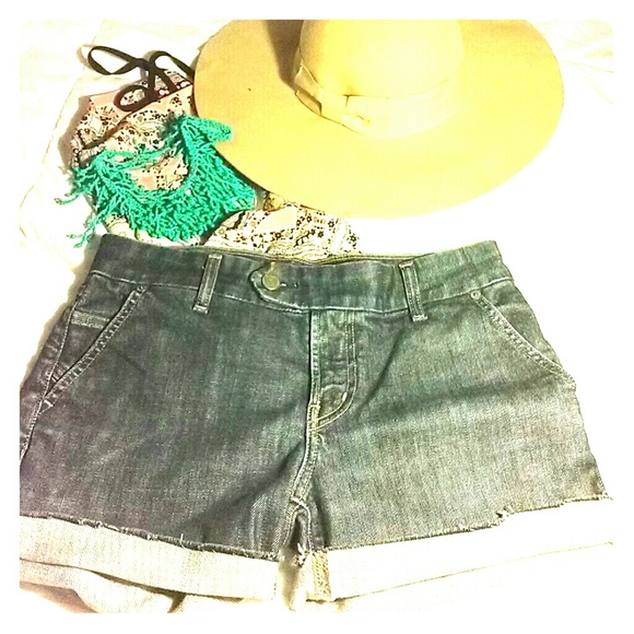 COH Shorts
