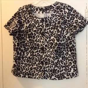 Short jacket like top☺️ sz L