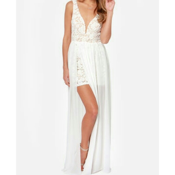 Adorable Lulu's white dress