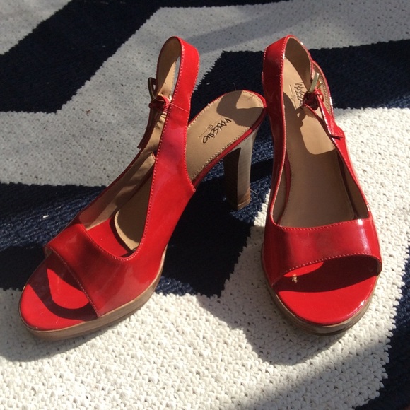 Red Patent leather sling back pumps