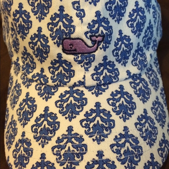 Unique Vineyard Vines Hat