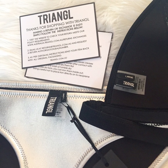 Coco Moonbeam TRIANGL swimsuit - Picture 2 of 3