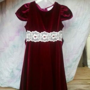 Red velvet dress (for little girls)