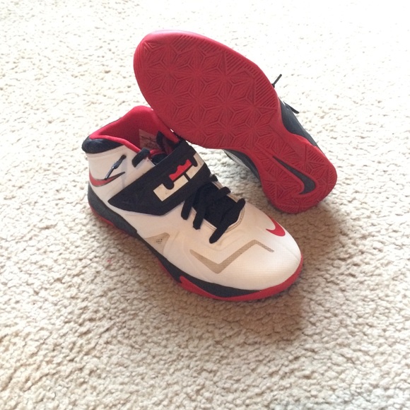 Lebron 9 Soldiers
