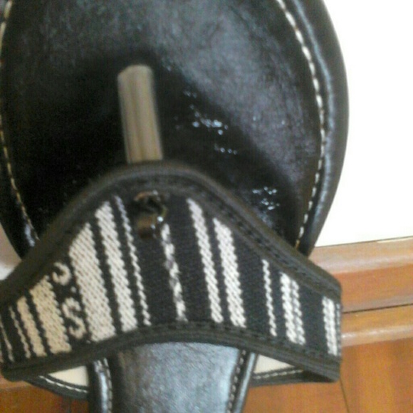 SANDALS - Picture 2 of 2