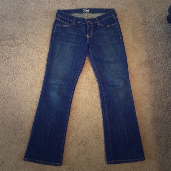 Old Navy "Diva" size 4 -Short jeans