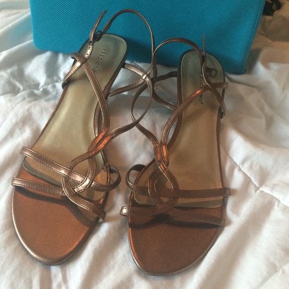 Bronze Predictions Heels