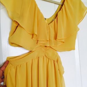 Yellow, cut-out dress
