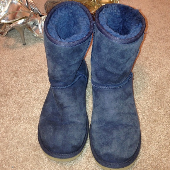 Blue uggs