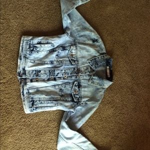 Acid wash jean jacket(brand new)