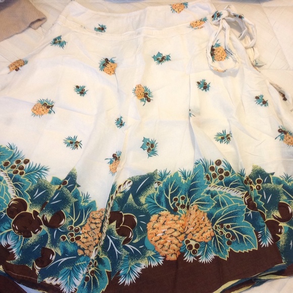 Tropical skirt...