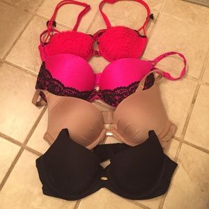 Victoria's Secret bundle bras size 32b