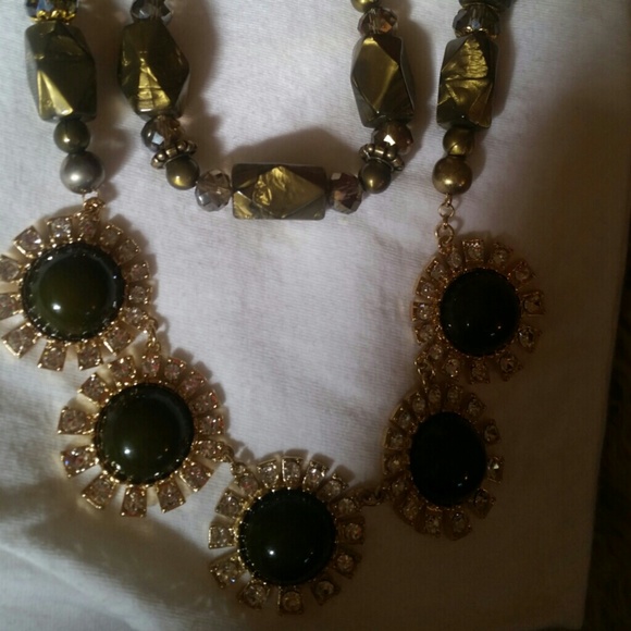 Hand made necklace set