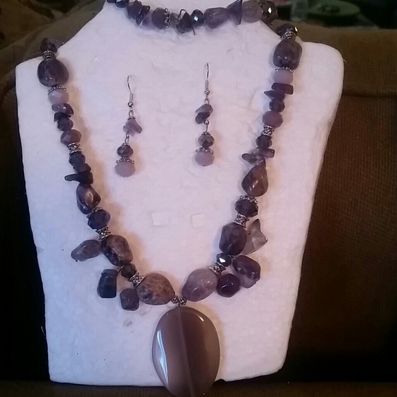 Hand made necklace set