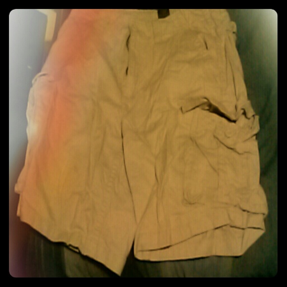 Men's cargo shorts