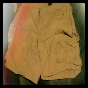 Men's cargo shorts
