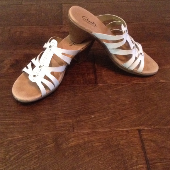 Clarks Shoes - Clark's White Sandals Size 6