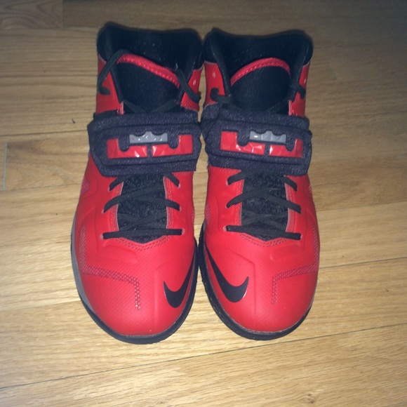 Nike Lebrons Soldier 7s