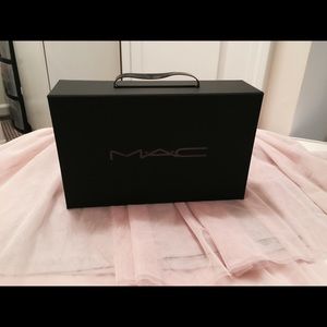 Mac makeup box 💕