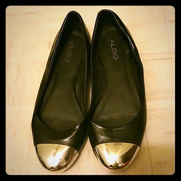 Aldo leather flats