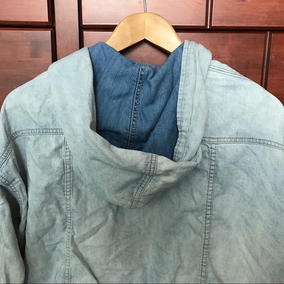 Urban Outfitters Jean Jacket - Picture 3 of 4