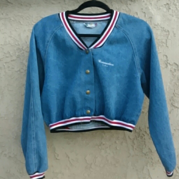 Cropped denim jacket