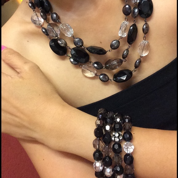 SOLD! statement necklace and bracelet -preloved!