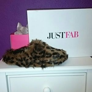 JustFab Leopard Slippers