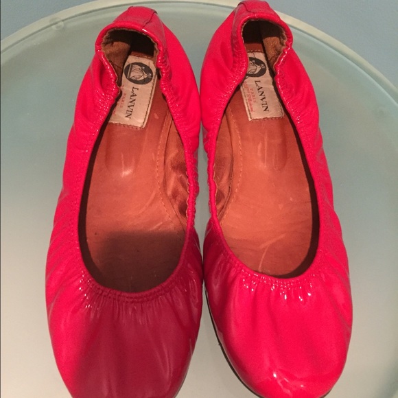 Red patent lanvin flats.  Labor day sale - Picture 3 of 3