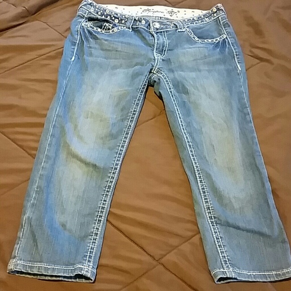 Twelve K capris