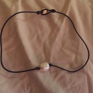 Pearl necklace choker!