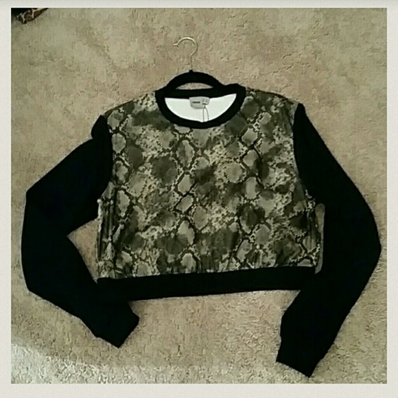 ASOS Cropped sweatshirt - Picture 2 of 2