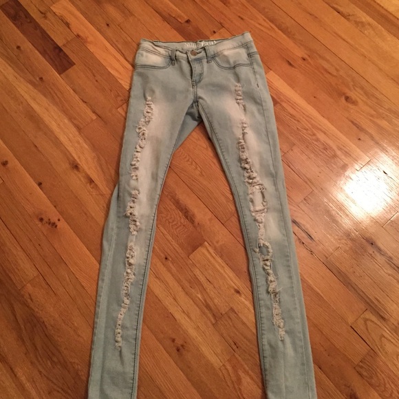 Light Ripped Jeans