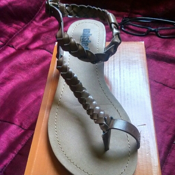 Unlisted brown braided sandal