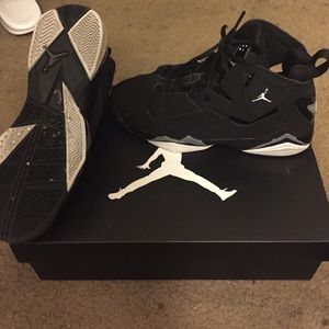 Jordan True Flights