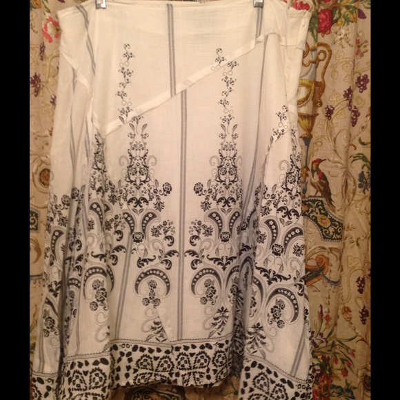 Handkerchief-weight Boho skirt