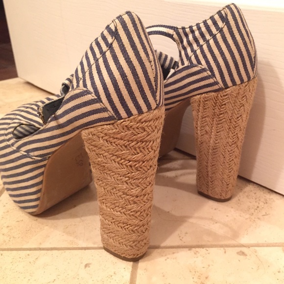 Original Jeffrey Campbell "Havana" - Picture 3 of 3