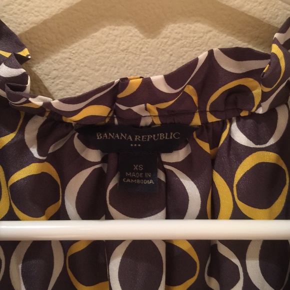 Banana Republic Sleeveless Top XS - Picture 2 of 2